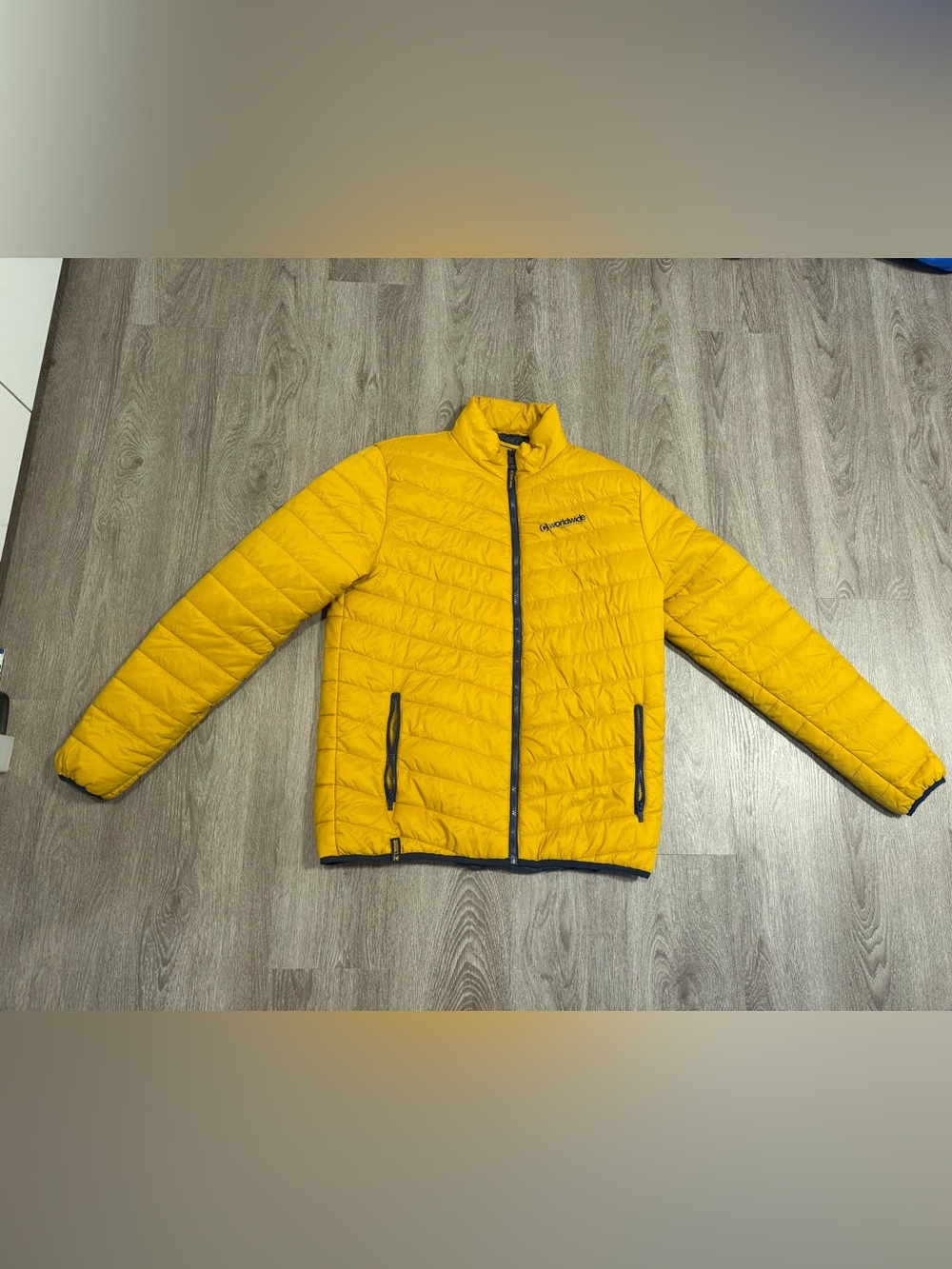CROPP Worldwide Men’s XL Yellow Quilted Puffer Jacket Full Zip Lightweight